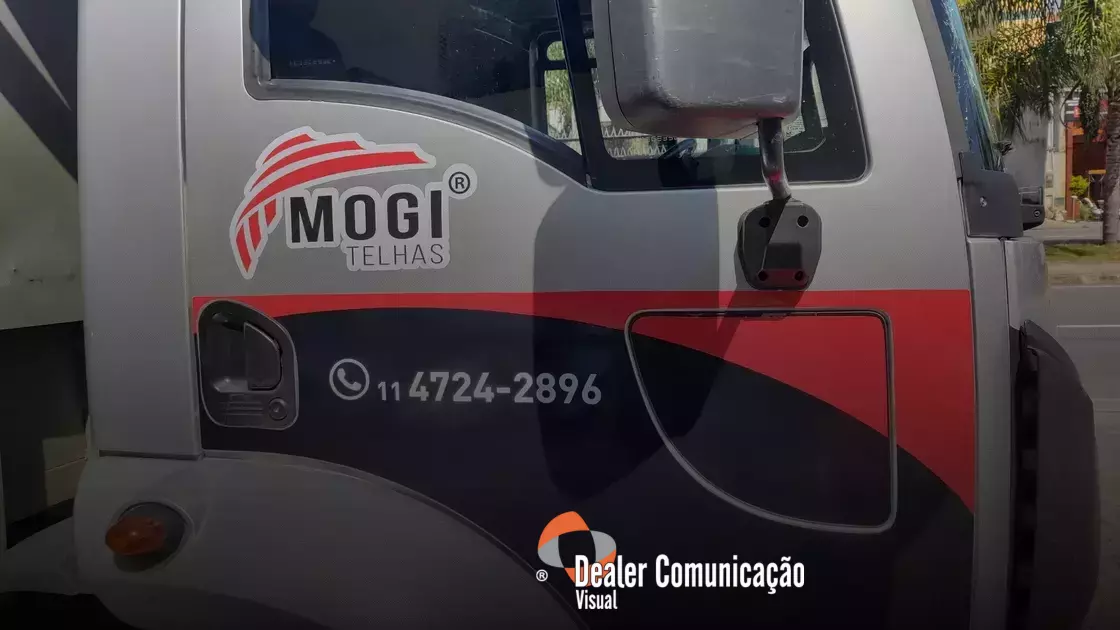 Aumente a visibilidade da sua empresa com a plotagem automotiva