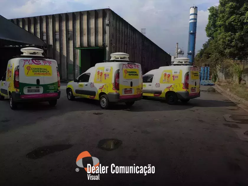 Aumente a visibilidade da sua empresa com plotagem de carros em Itaquaquecetuba, São Paulo e Açafrão