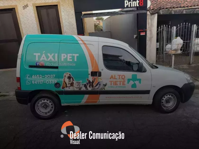 Como escolher o melhor serviço de envelopamento de carros para sua frota