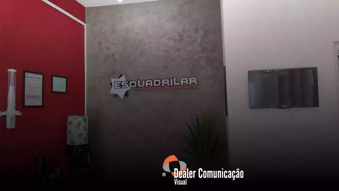 Renove sua comunicação visual e fortaleça sua identidade corporativa Renove sua comunicação visual e fortaleça sua identidade corporativa
