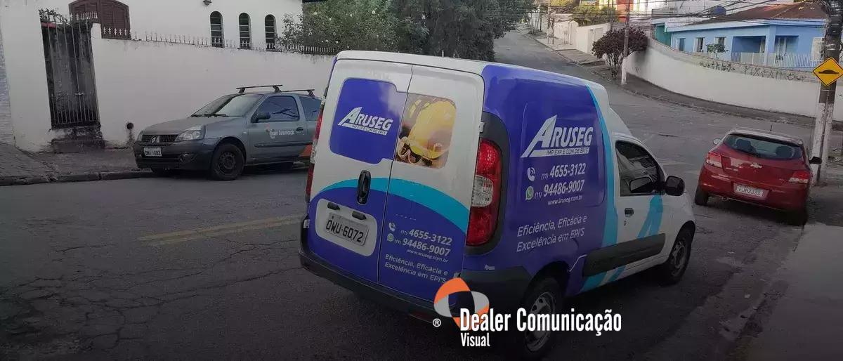 Solicite agora mesmo um orçamento para plotagem de veículos
