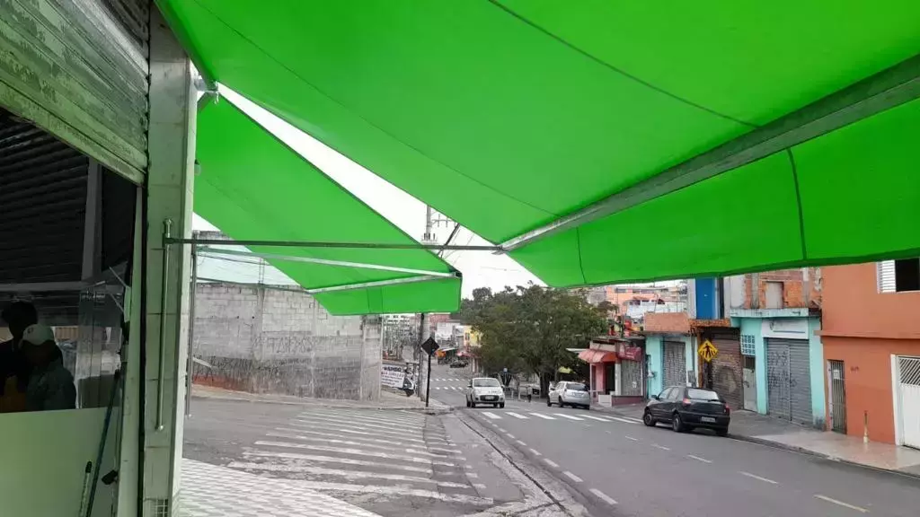 Transforme seu espaço comercial em Jordanópolis com Toldos eficientes